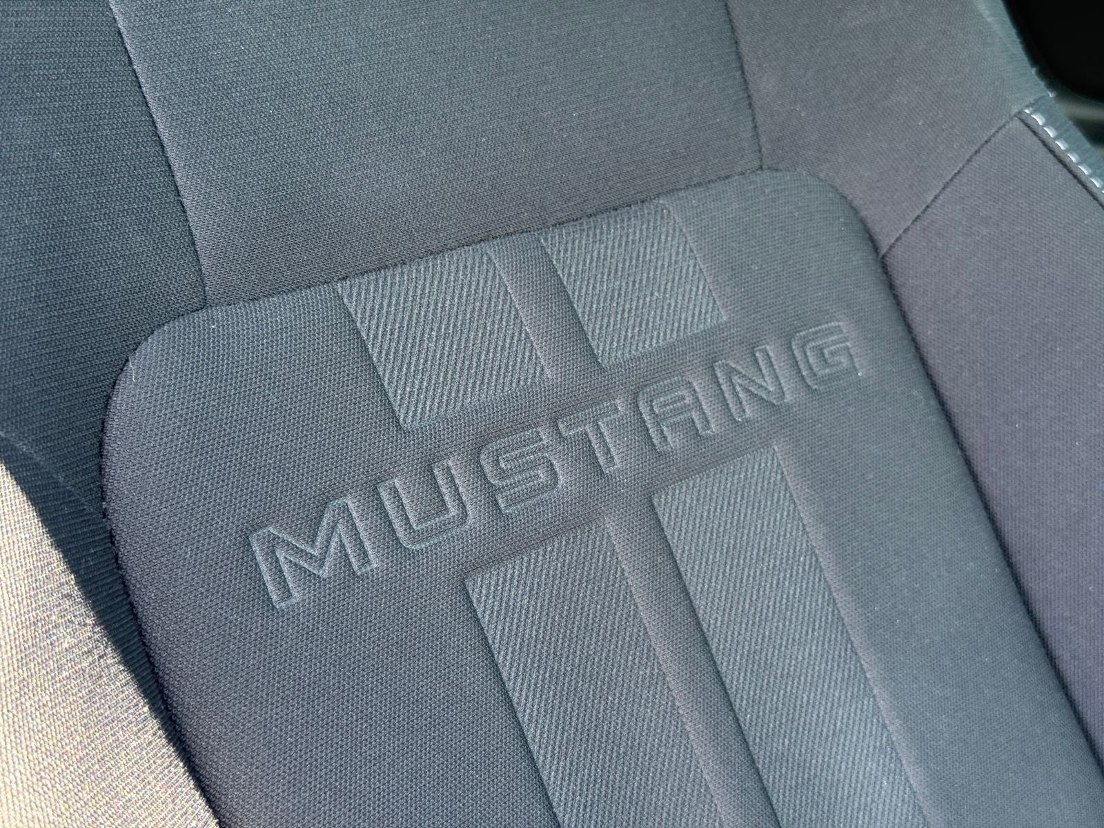 2020 Ford Mustang EcoBoost