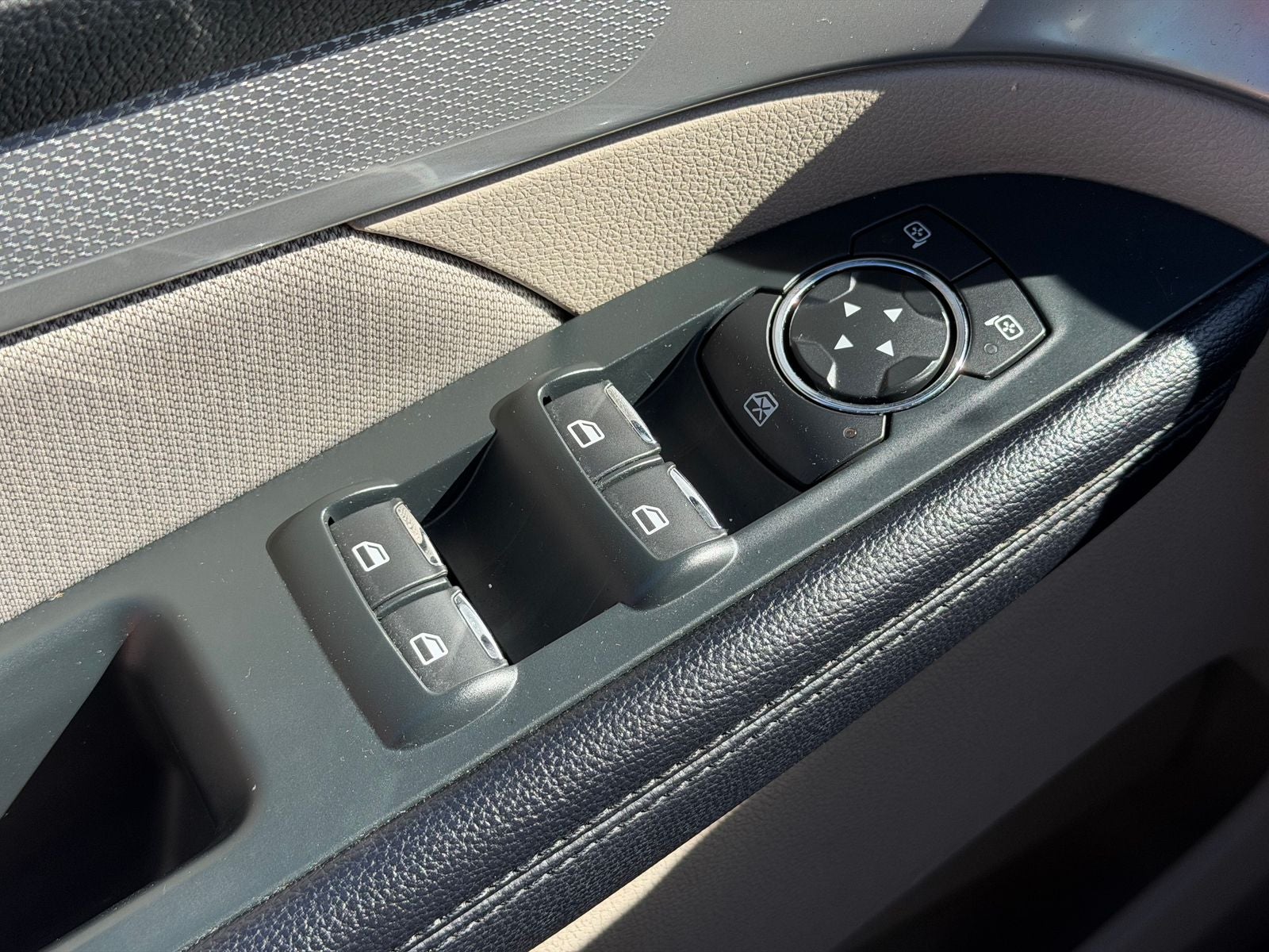 2018 Ford Explorer Base