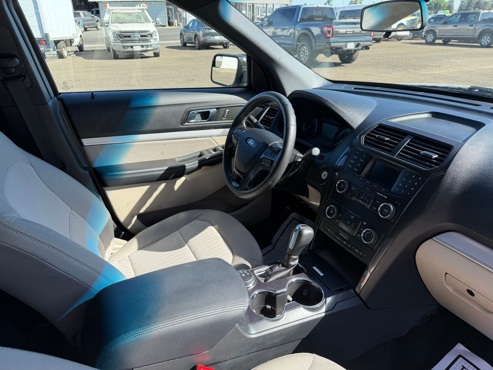 2018 Ford Explorer Base