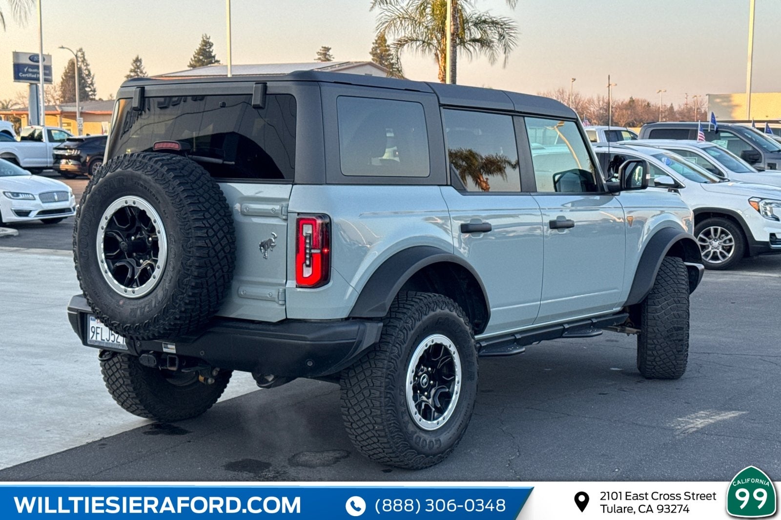 2023 Ford Bronco Base