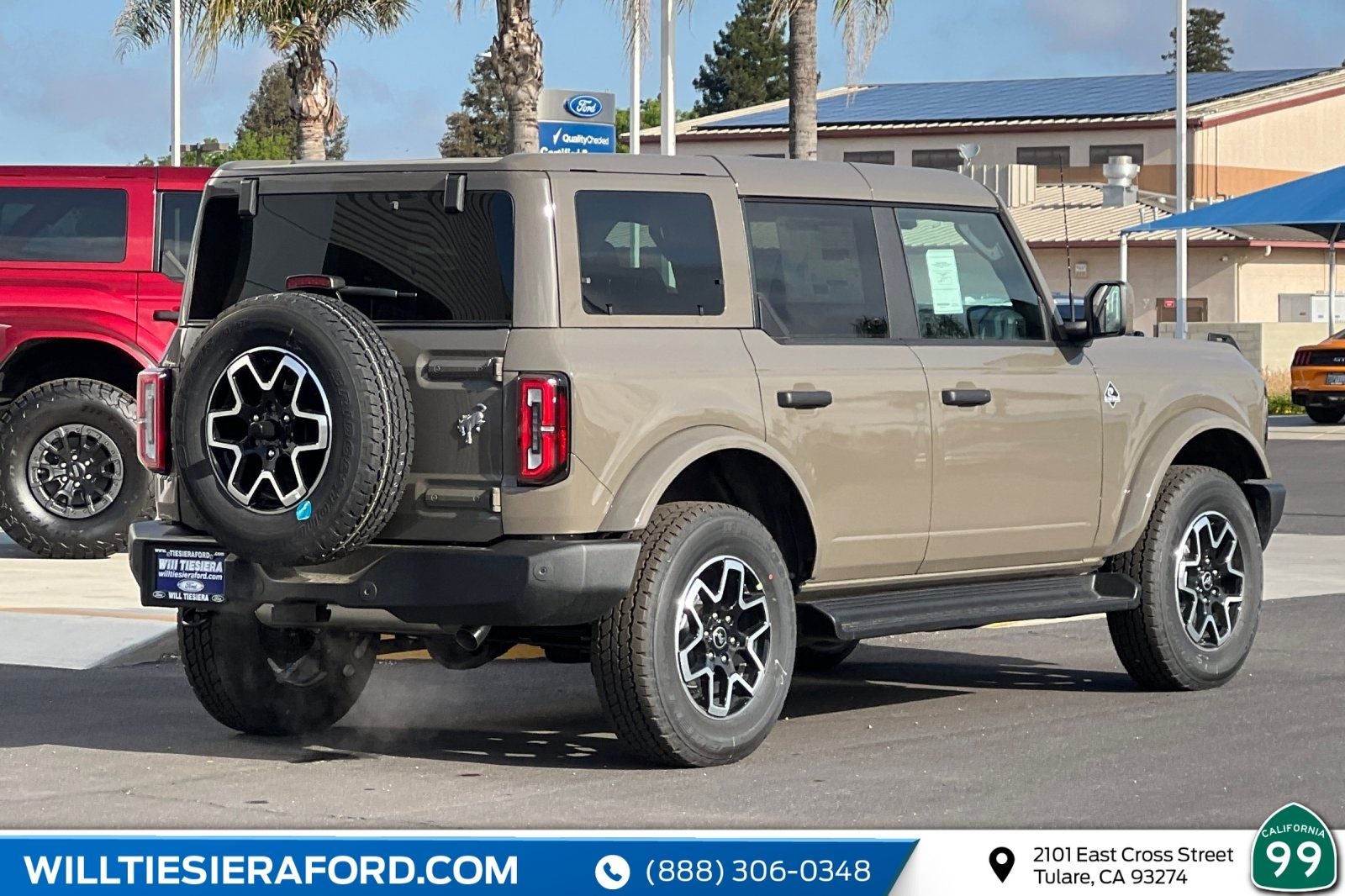2026 Ford Bronco Outer Banks
