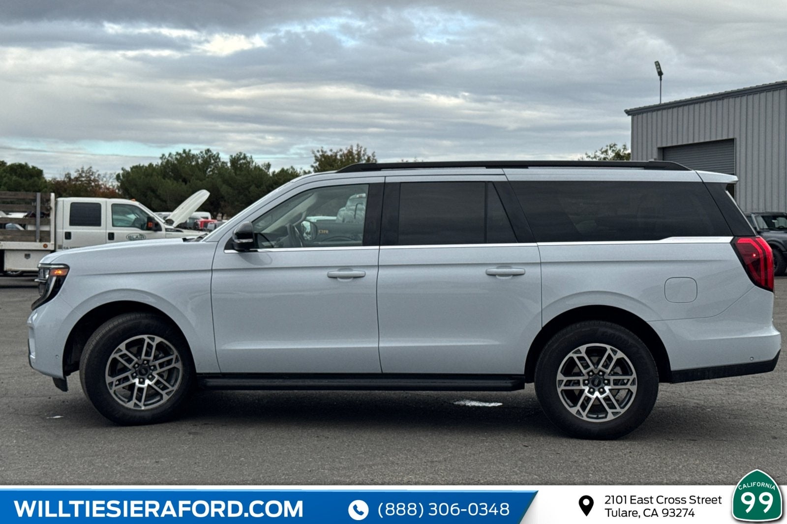 2025 Ford Expedition Max Active