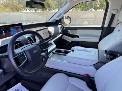 2026 Ford Expedition Platinum