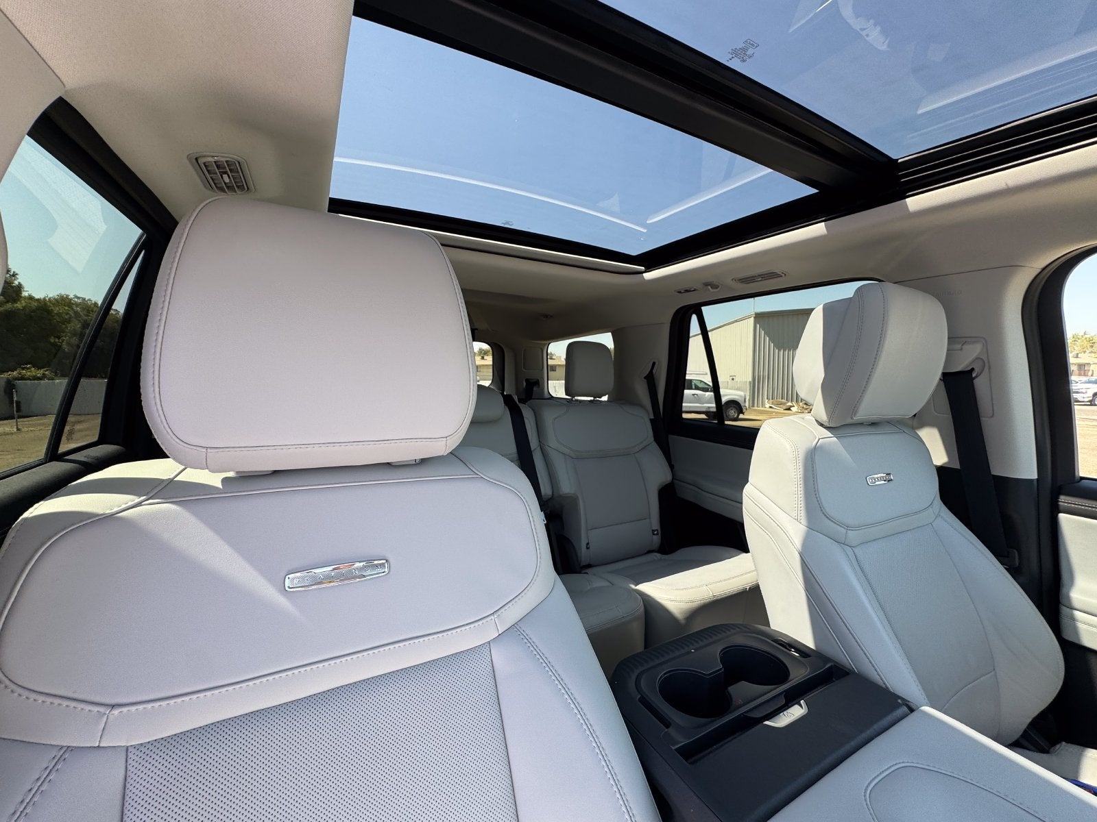 2026 Ford Expedition Platinum