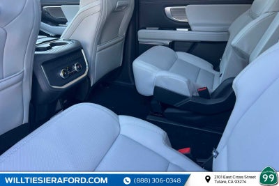2026 Ford Expedition Platinum