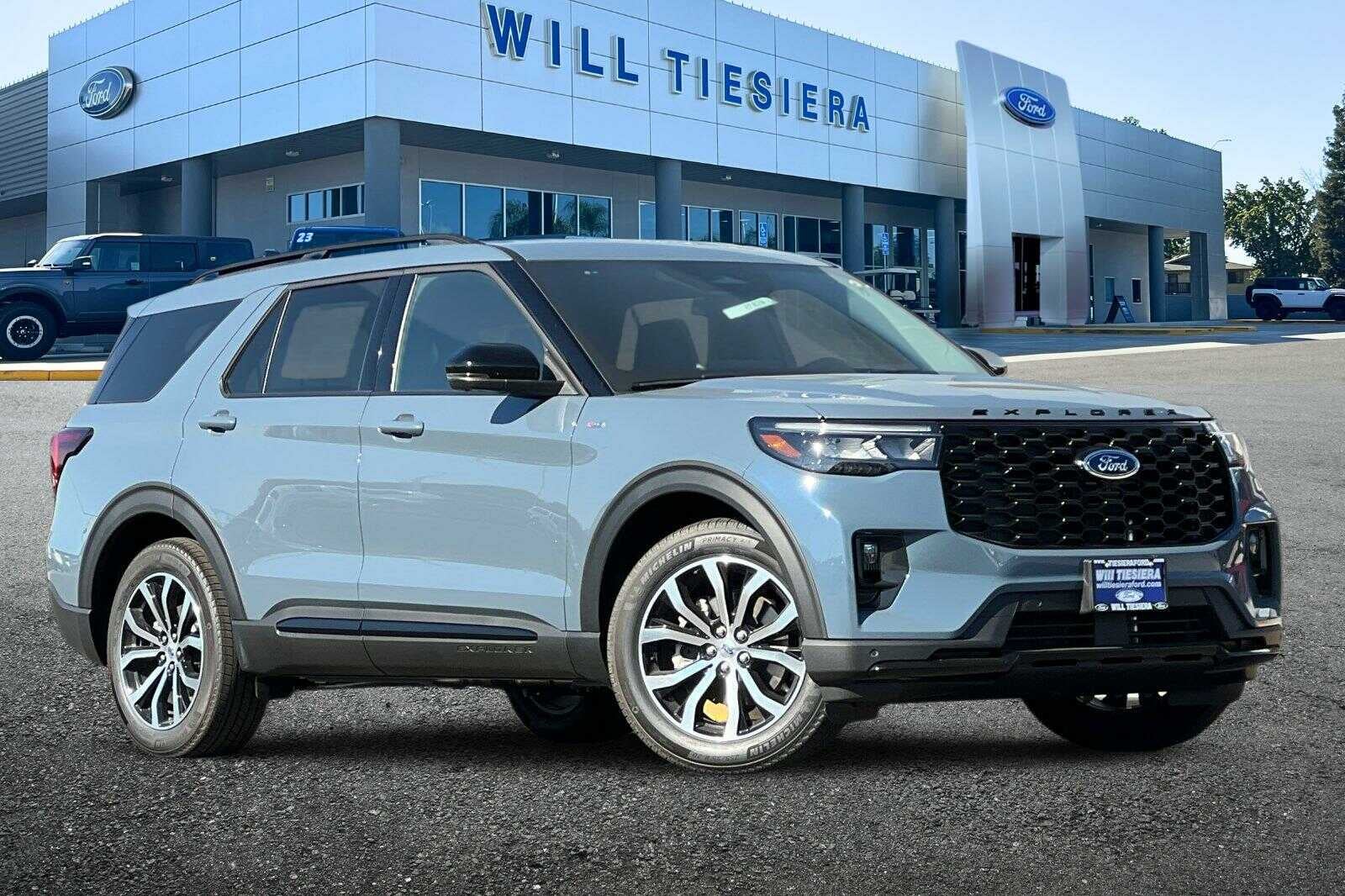 2026 Ford Explorer ST-Line
