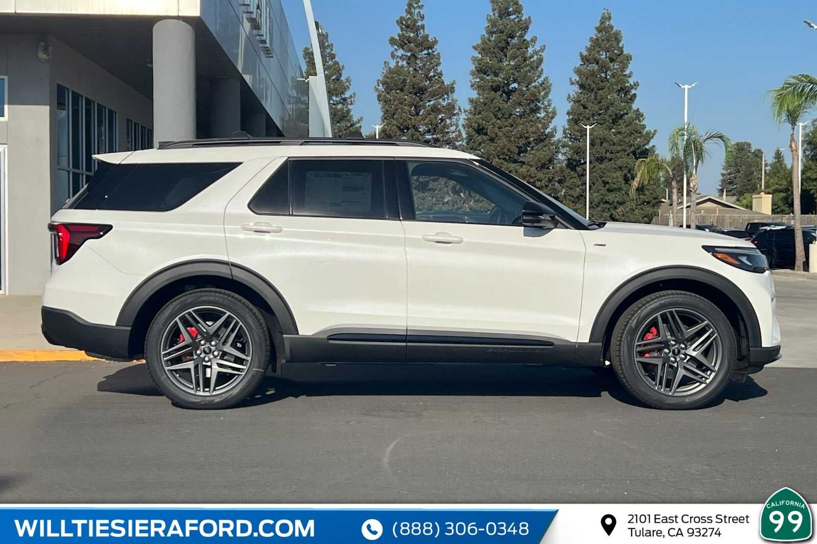 2026 Ford Explorer ST-Line