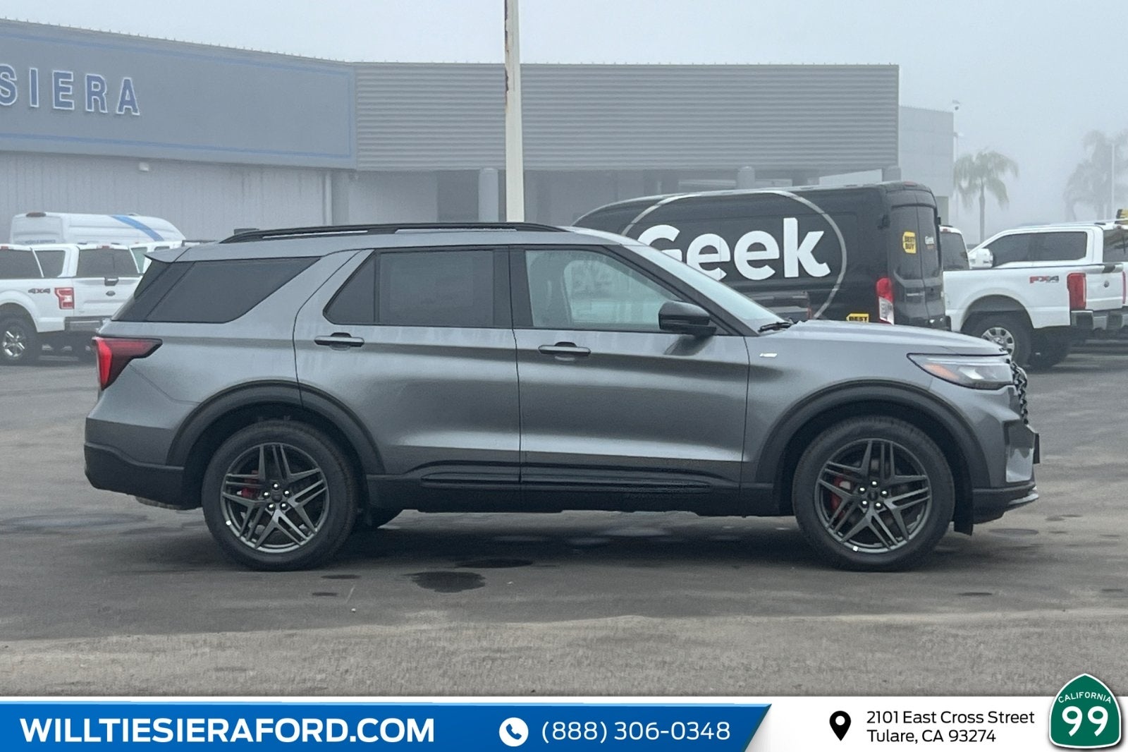 2026 Ford Explorer ST-Line