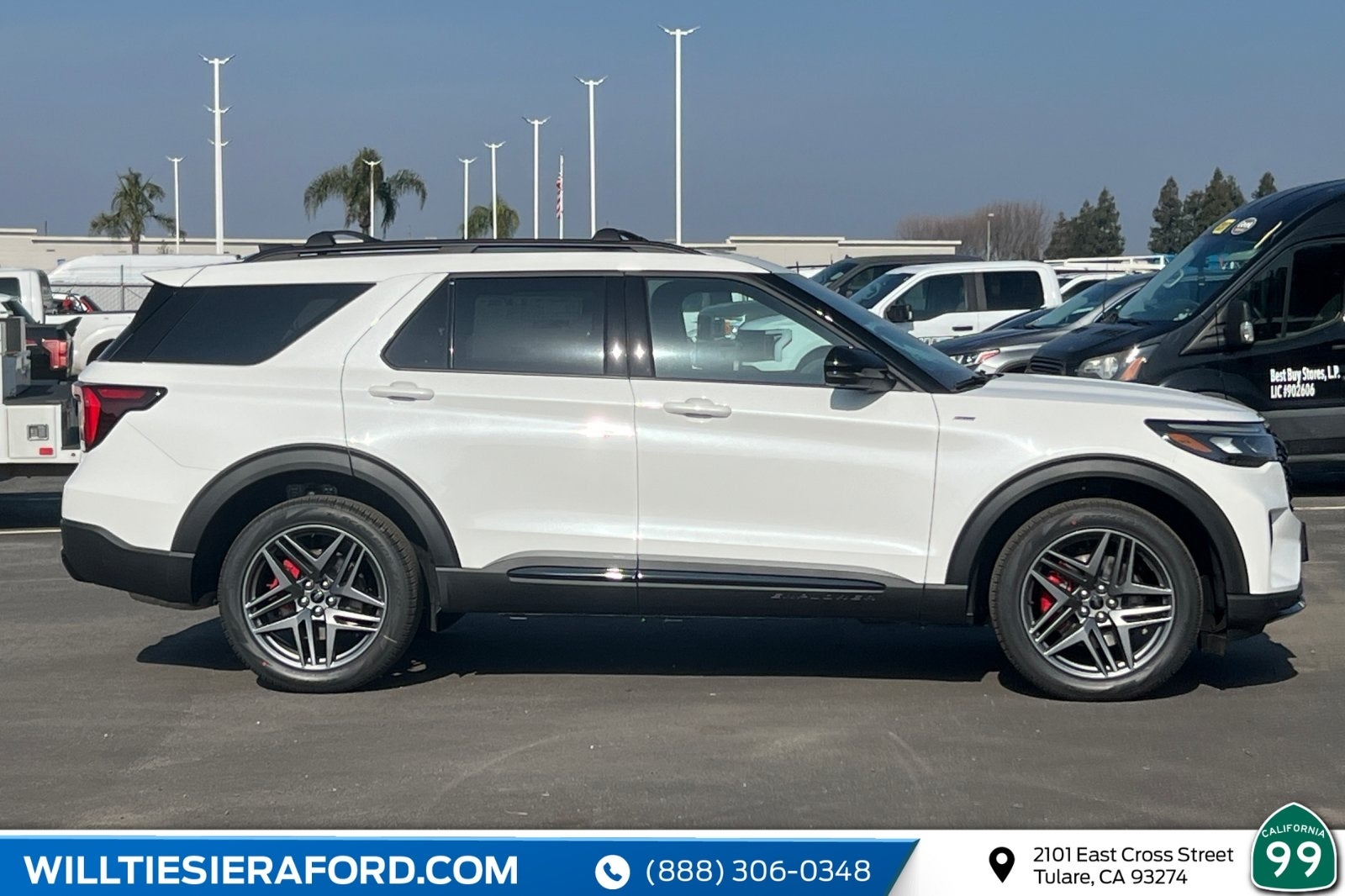 2026 Ford Explorer ST-Line