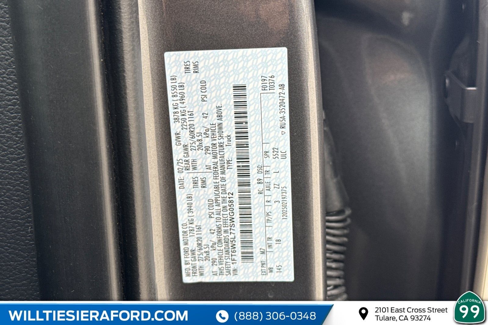 2025 Ford F-150 Lightning Lariat