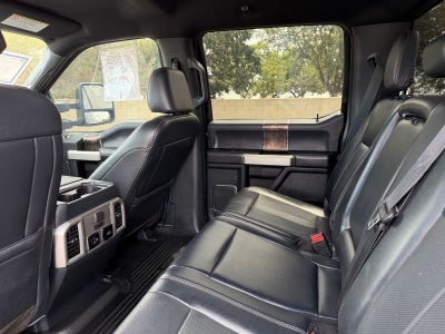 2022 Ford F-350SD Lariat TREMOR W/BLACK PKG