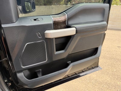 2022 Ford F-350SD Lariat TREMOR W/BLACK PKG