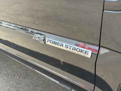 2022 Ford F-350SD Lariat TREMOR W/BLACK PKG