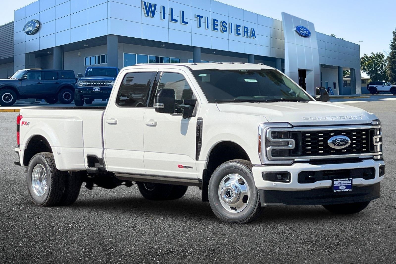 2026 Ford F-350SD Platinum DRW