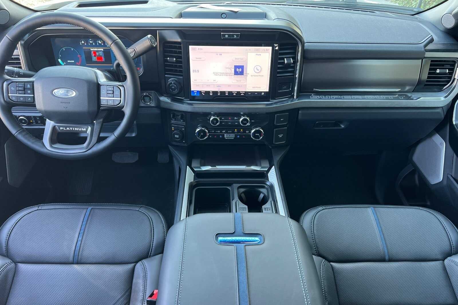2026 Ford F-350SD Platinum DRW