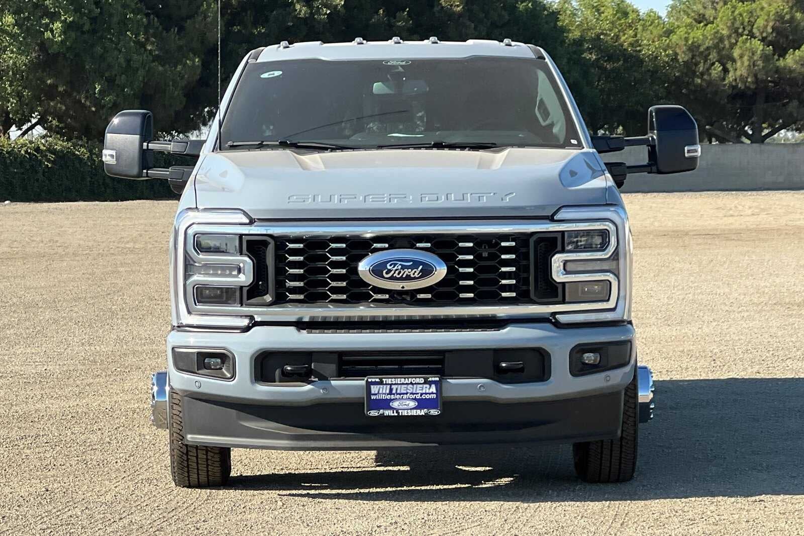 2026 Ford F-350SD Platinum DRW