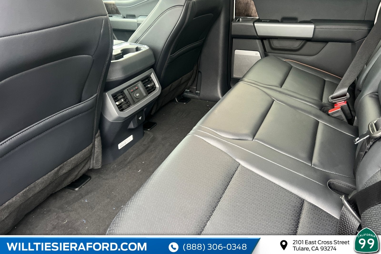 2026 Ford F-350SD Lariat DRW