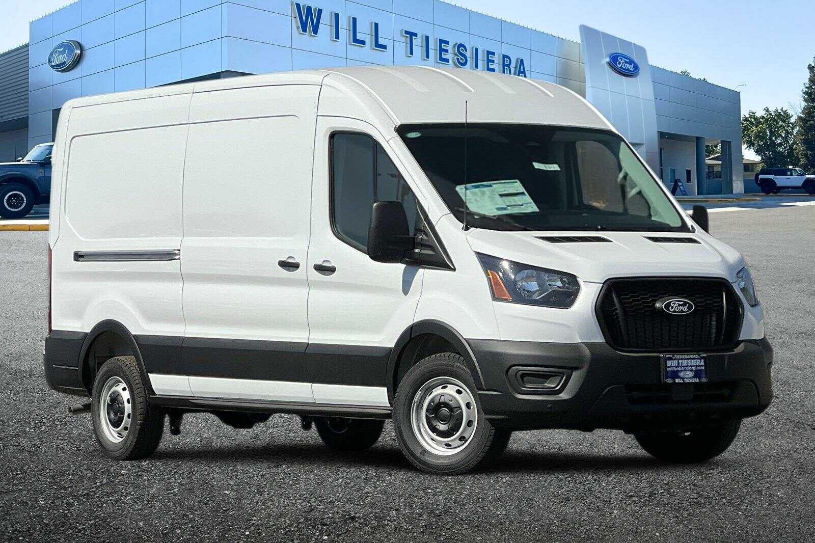 2026 Ford Transit-250 Base