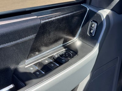 2023 Ford F-150 Lightning XLT
