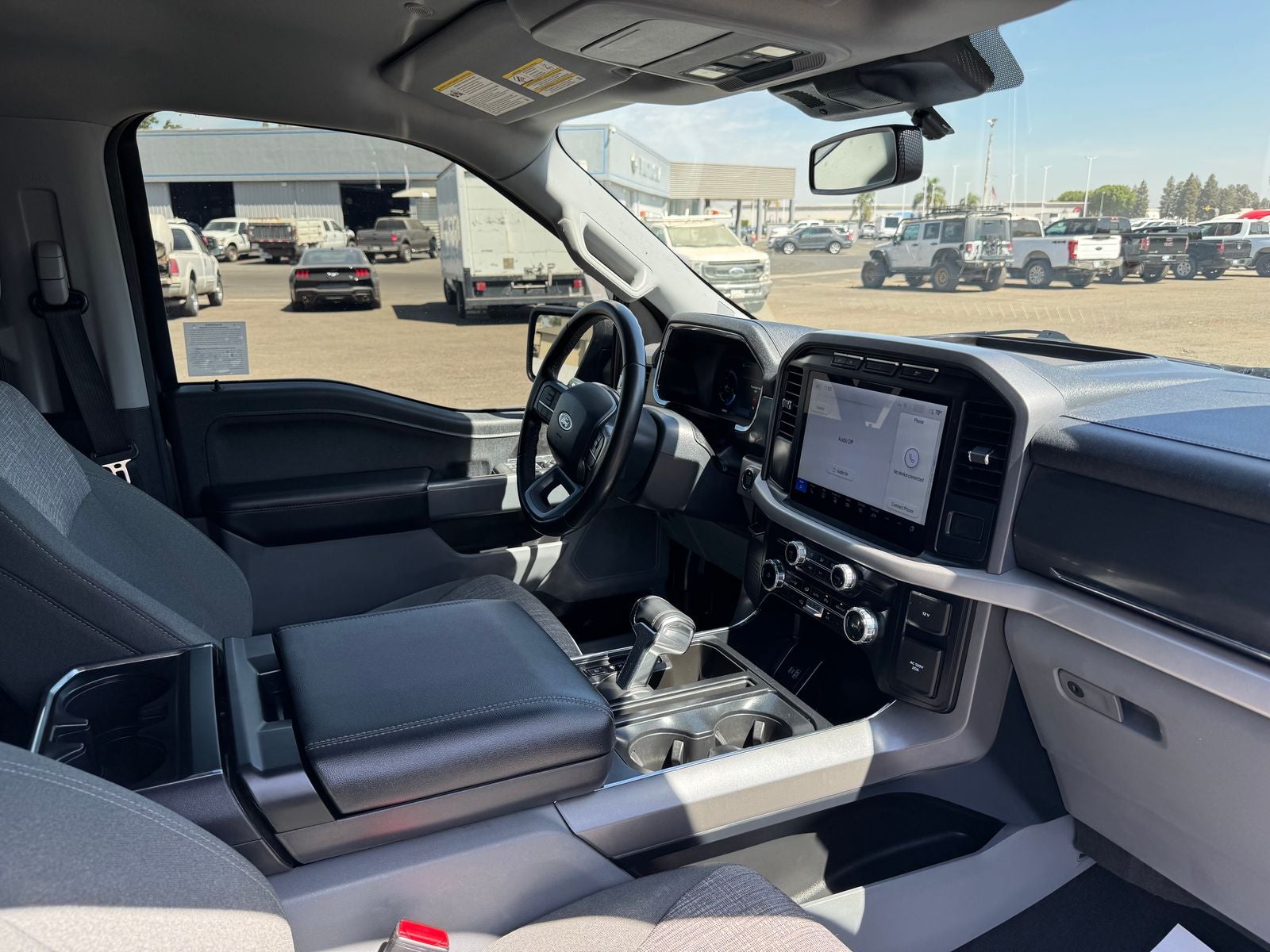 2023 Ford F-150 Lightning XLT