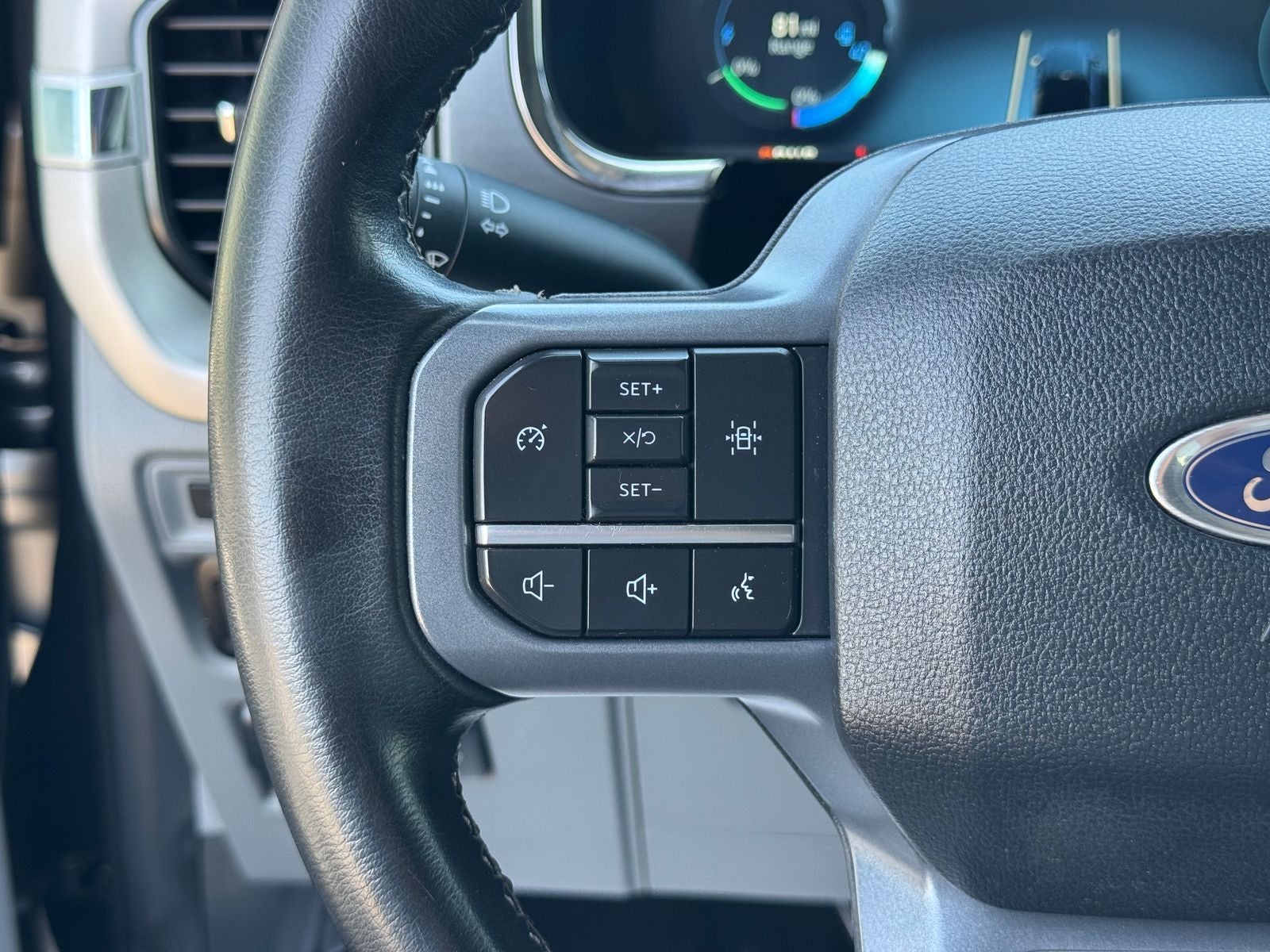 2023 Ford F-150 Lightning XLT