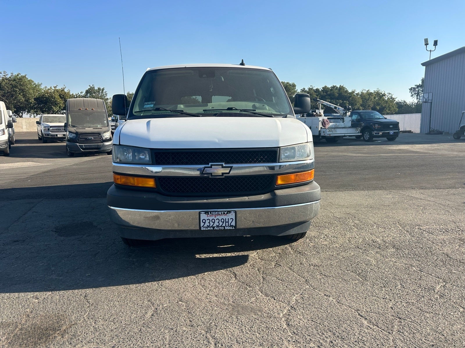2019 Chevrolet Express 3500 LT Passenger