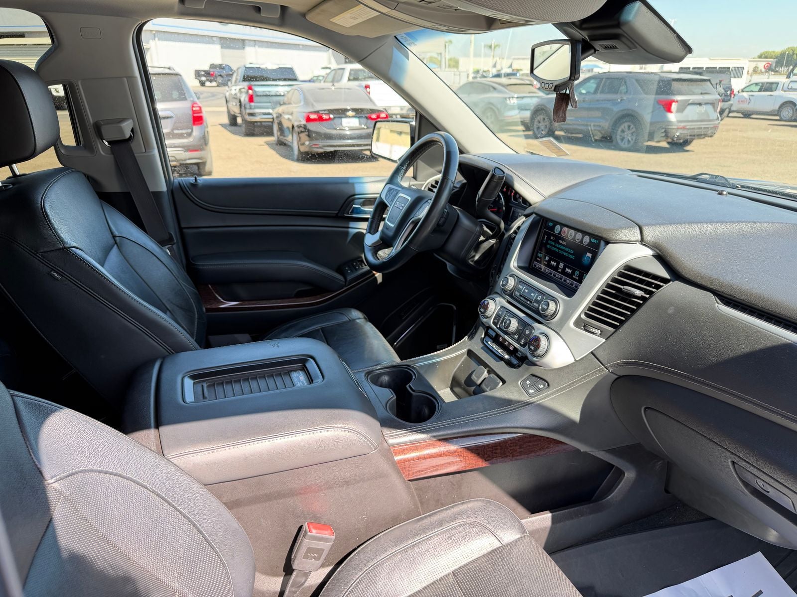 2017 GMC Yukon SLT