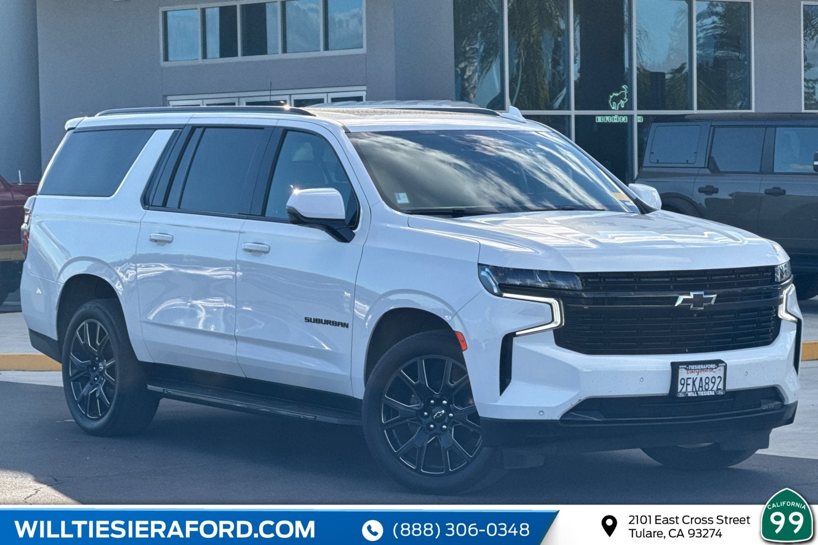 2023 Chevrolet Suburban RST