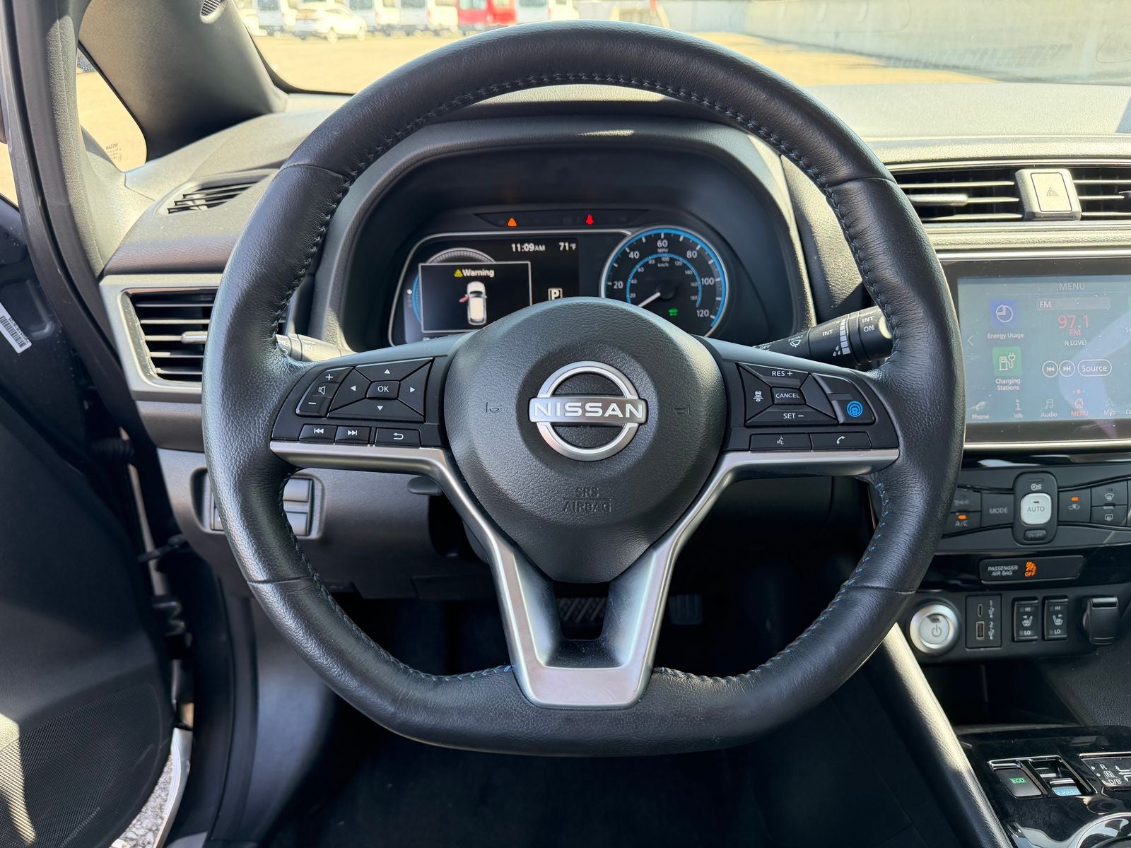 2023 Nissan Leaf SV Plus