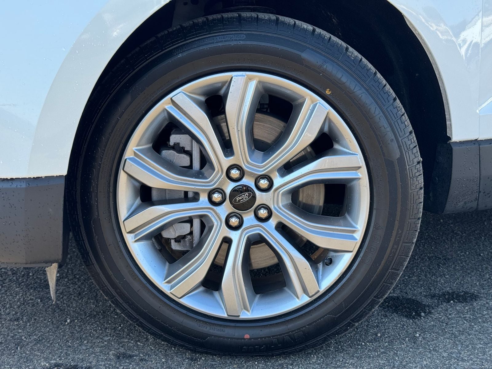 2023 Ford Edge Titanium