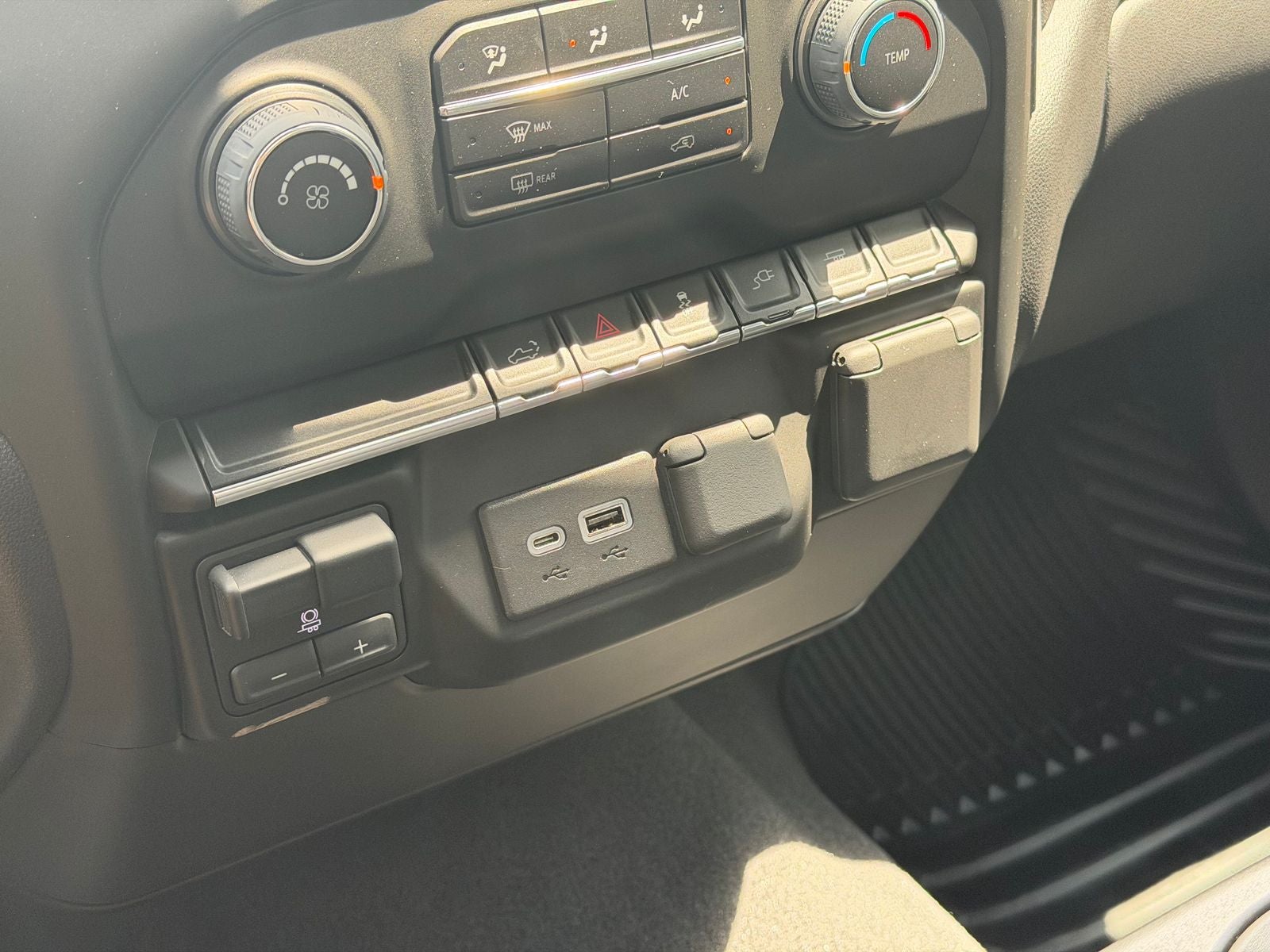 2022 Chevrolet Silverado 2500HD Custom