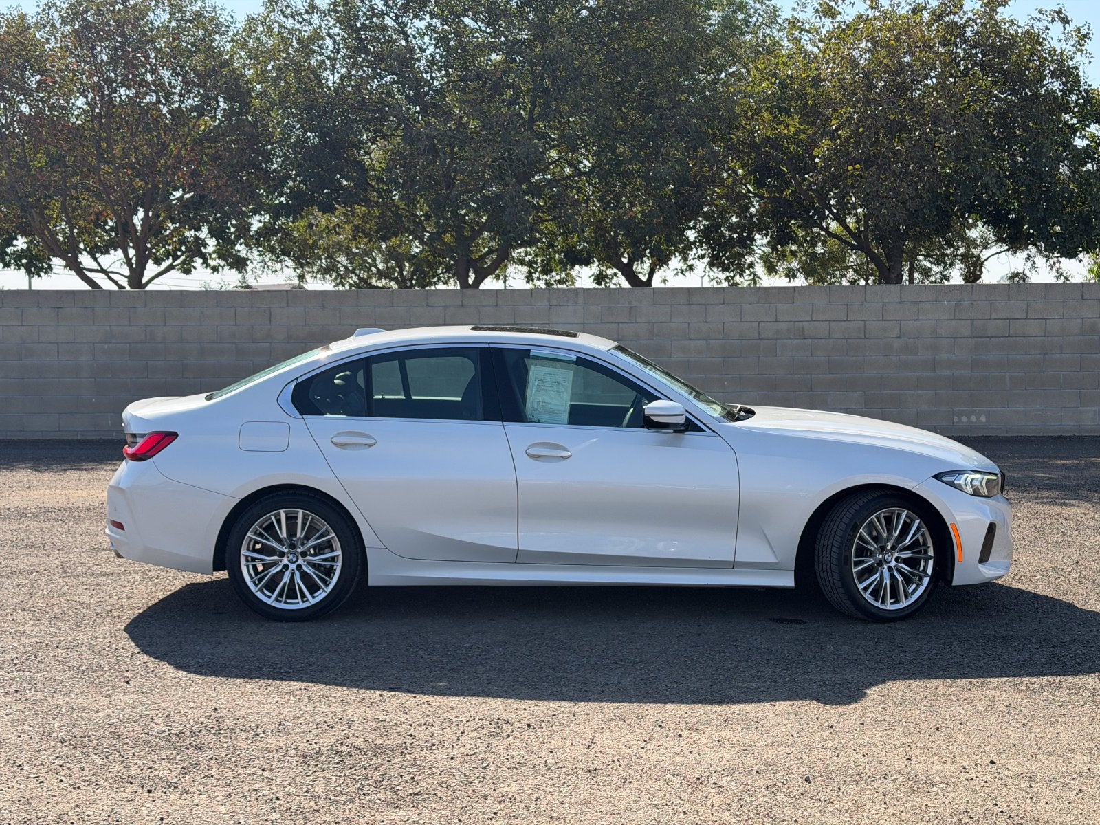 2024 BMW 3 Series 330i