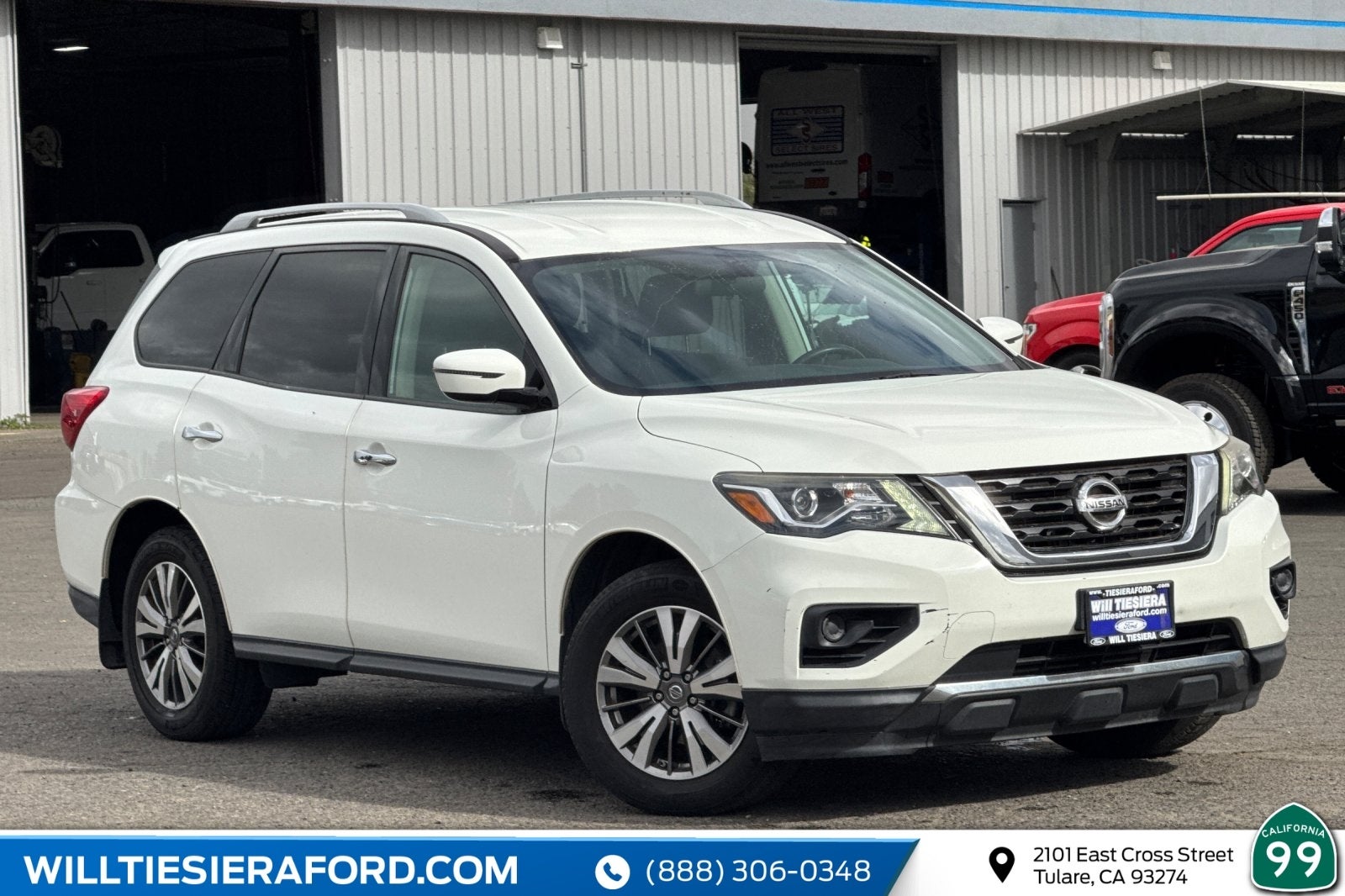 2018 Nissan Pathfinder S