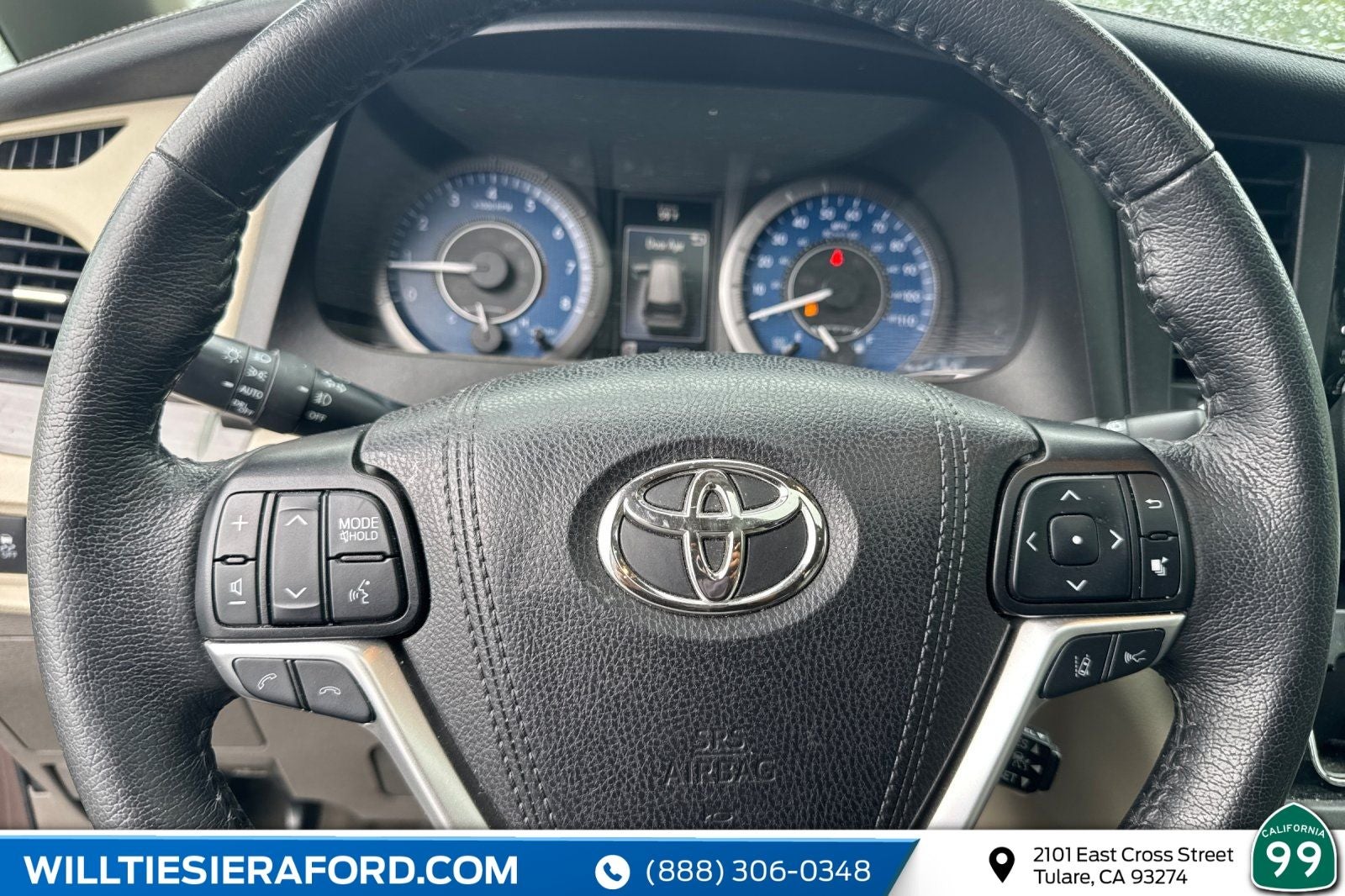 2020 Toyota Sienna XLE 8 Passenger