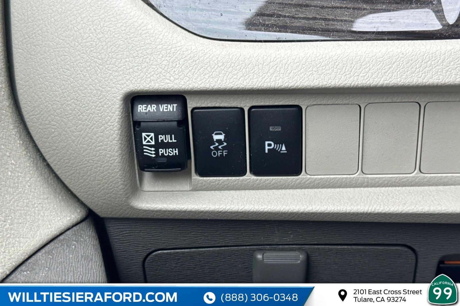 2020 Toyota Sienna XLE 8 Passenger