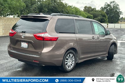 2020 Toyota Sienna XLE 8 Passenger