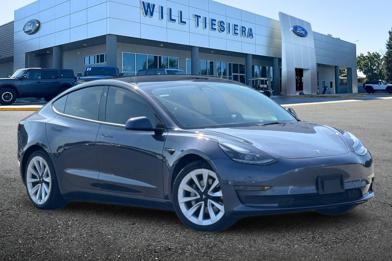 Used 2021 Tesla Model 3 Base with VIN 5YJ3E1EA8MF089264 for sale in Tulare, CA