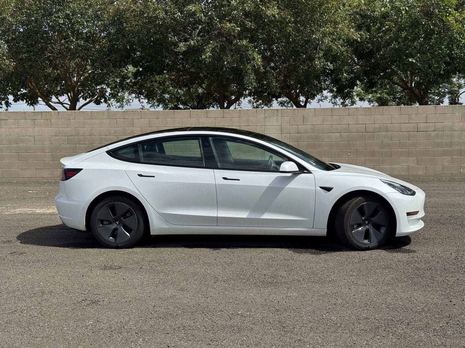 Used 2022 Tesla Model 3 Long Range with VIN 5YJ3E1EB0NF297004 for sale in Tulare, CA