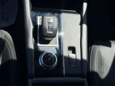 2024 Mitsubishi Outlander ES