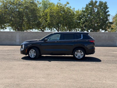 2024 Mitsubishi Outlander ES