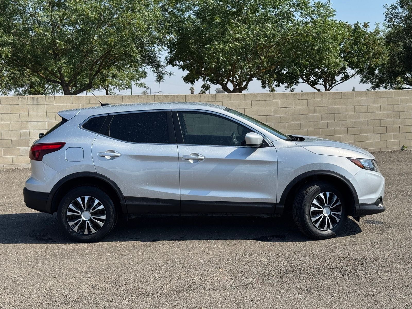 Used 2019 Nissan Rogue Sport S with VIN JN1BJ1CP2KW221798 for sale in Tulare, CA