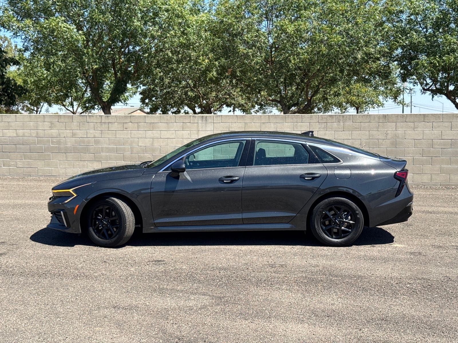 2025 Kia K5 LXS