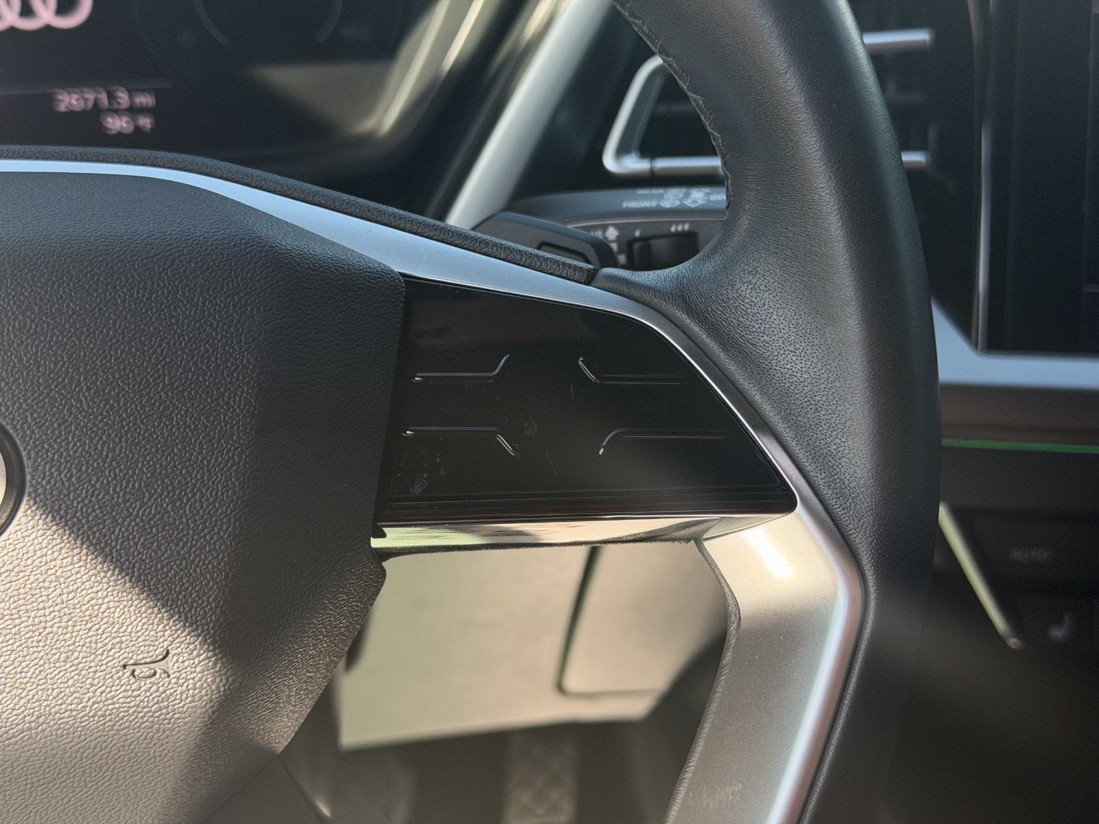 2023 Audi Q4 e-tron Premium Plus quattro